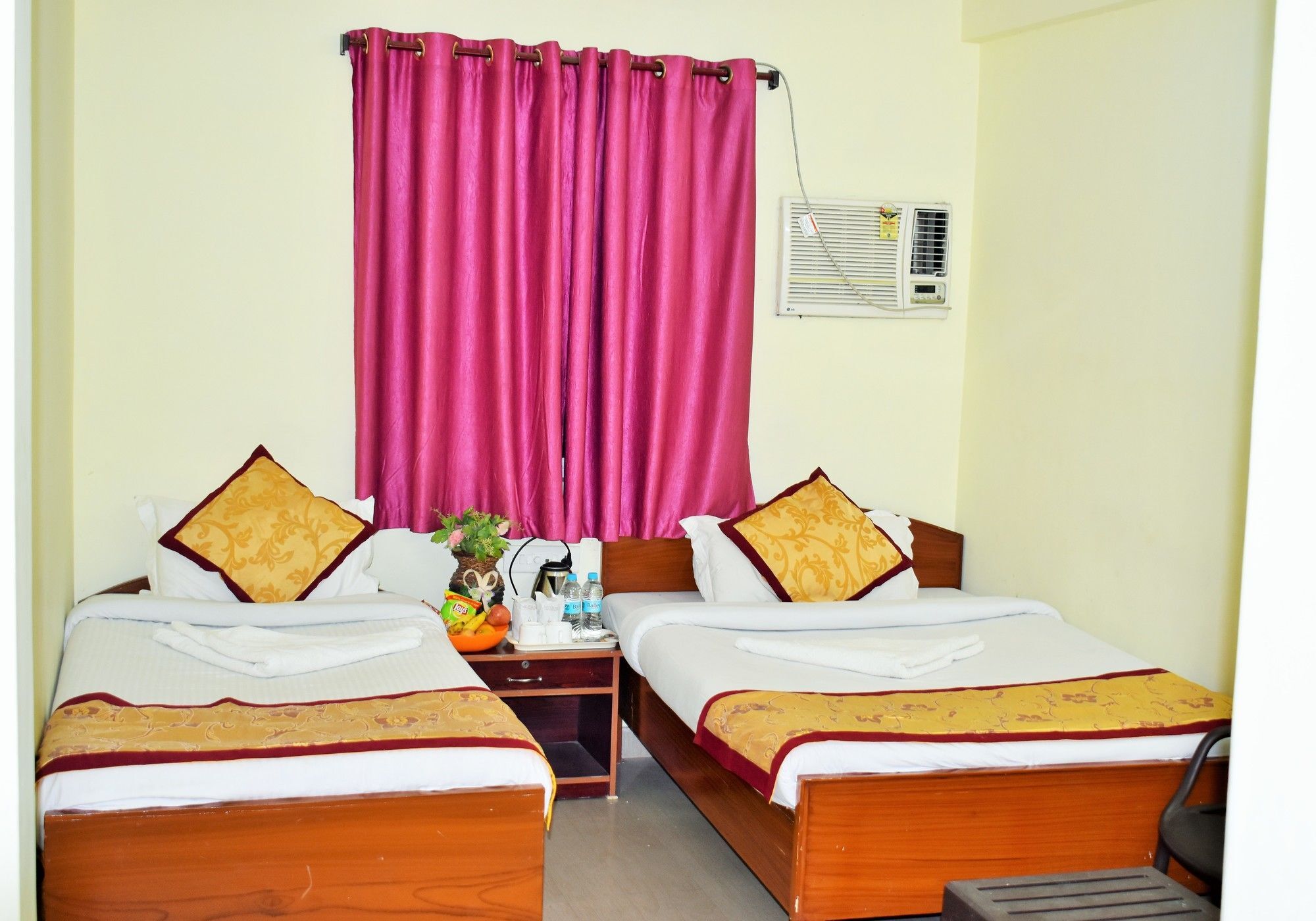 Hotel Vipassana Бодх-Гая Екстер'єр фото